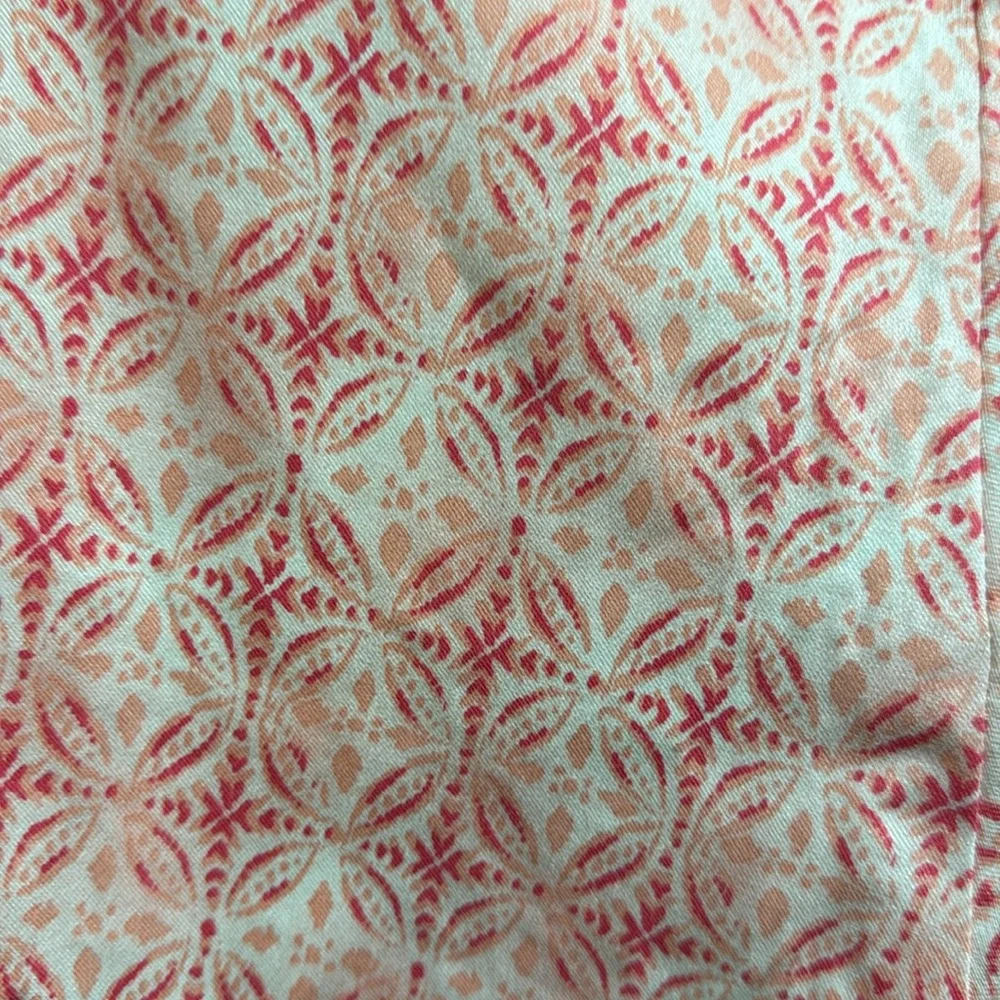 Capris ladies pants Espresso peachy and pinks size 2x HTH 19” - Picture 2 of 11